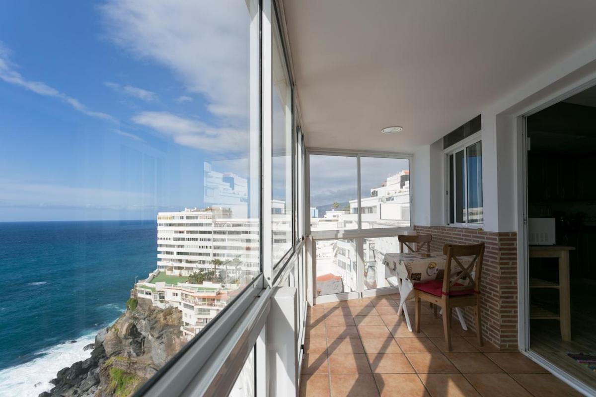 Nice And Comfortable Vacational Apartment With Sea View لوس رياليخوس المظهر الخارجي الصورة